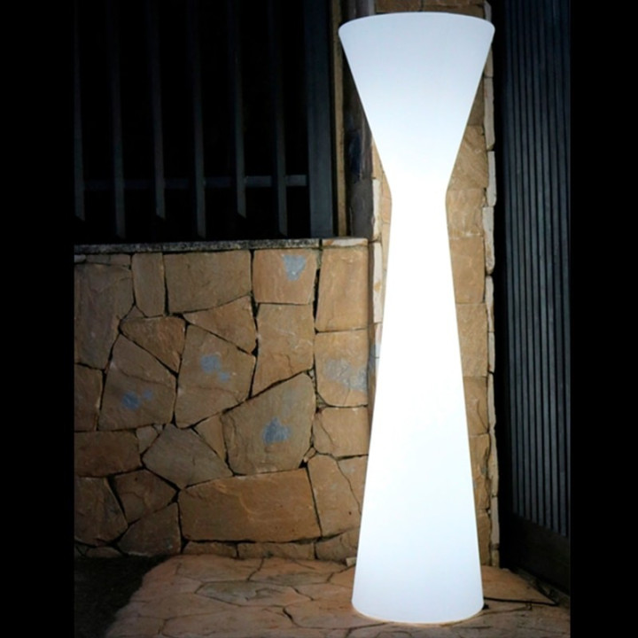 Lampadaire sur pied - KONIKA - Newgarden