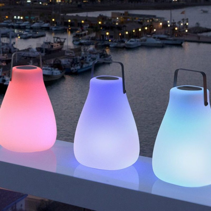 Baladeuse LED solaire - KURBY SOLAR - Newgarden