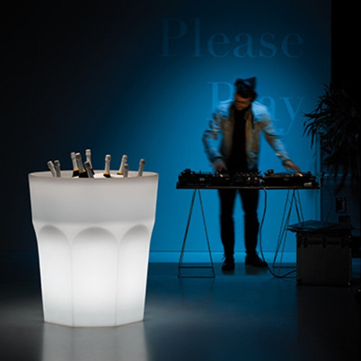 Verre lumineux géant Cubalibré - PLUST